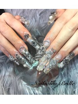 エスフィーネイルサロン ブリーユ(Esfy nailsalon Brille)/ゴテゴテネイル