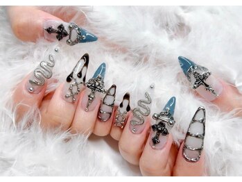 マルチューネイル 池袋(MARUCHU NAIL)/持ち込みデザイン180分/やり放題