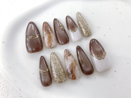 brown×magnet
