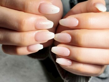 アバンギャルド(Avantgarde)の写真/【熟練の技術】美フォルム×上品な艶感。計算し尽くされた仕上がりで、オフィスでも品格漂う極上の指先に★