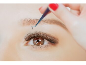 ホログラム ロッポンギ(HOLOGRAM ROPPONGI)/★一番素敵なお目元に★