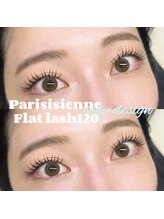 クレヴィア(CREBIA)/まつ毛に存在感を☆