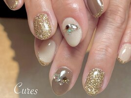 キラキラリングネイル