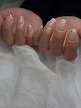 エミュ(e3mu)/フレンチネイル　大人ネイル