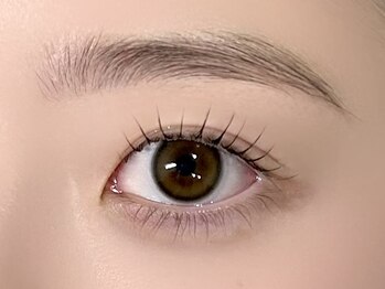 eyesalon TWO【トゥー】【7月7日OPEN（予定）】の写真/【お顔に溶け込む似合わせ眉デザインを提案。メンズも大歓迎！】