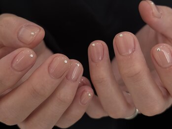 コンフィ(comfy)/クリアスタッズ