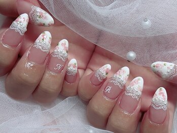 フラワーレースネイル リサ