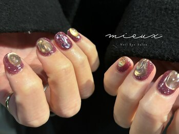 ミュー(mieux)/うるうるネイル