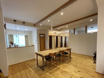 目元とカラダがととのうサロン Rees -Lash Relax-の写真/【宝殿駅5分】“整うまつげ×癒しの時間”外も内も美しく整う大人の隠れ家サロン☆OPEN記念クーポンあり♪