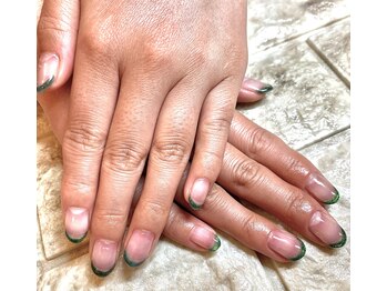 ネイルサロン シェリ(NAIL SALON Cheri)/マグネットネイルのフレンチ
