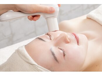 キャロリーヌ 池袋店/ヒト幹細胞培養液