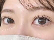ココア(cocoa)の雰囲気（くるんと上向きまつげでメイク時間も短縮！）
