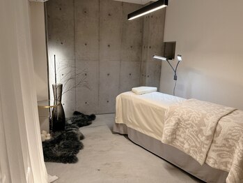 ラリュール(L'ALLURE.)/雰囲気の違う個室は2部屋あり