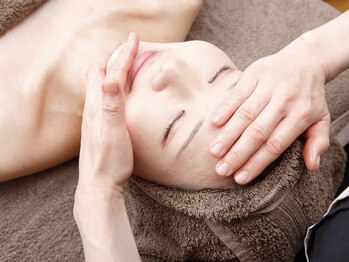 ルシェリア ホノカ(honoka)/リンパドレナージュ【顔】