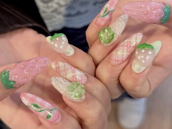 いちごネイル