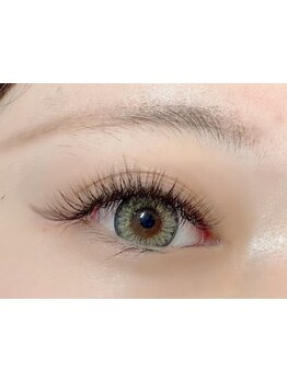 ボリュームのある目元にしたい