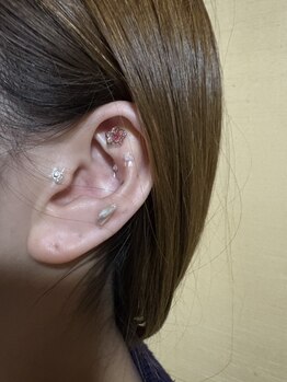 ミミ(mimi)/耳つぼジュエリー