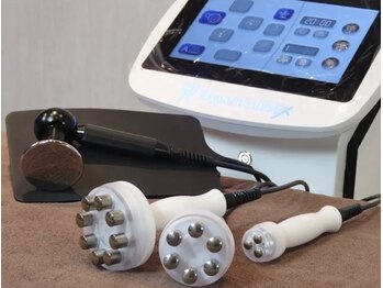 優来 神田店の写真/【EX進化版(EX2)×インティバ(2種類高周波付)60分¥11800】"早く・深く・広く"届く！重い足も軽やかに[神田]