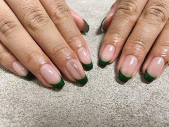 キキネイル たまプラーザ店(kikinail)/濃いめグリーンフレンチネイル
