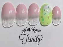 ネイルルーム トリニティ(Nail Room Trinity)/150種類以上選べるアート付