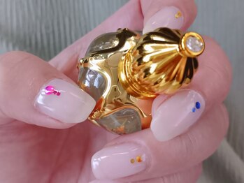 ネコノイル(neconoiru)/シンプル×カラフル