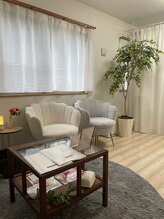 フェイス アップ 藤ヶ丘店/待ち合い