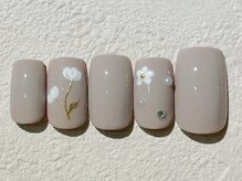 ネイルビート(NAIL BEAT)/フラワーネイル　シンプル
