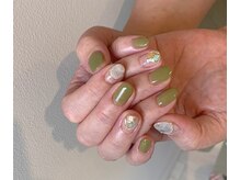 ネイルズ ララ(nails Lala)/くすみグリーン。