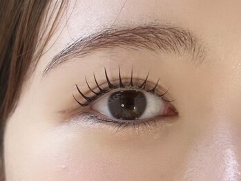 アキュリア(ACURIA)の写真/「ダメージレス」「しみにくい」「速い」まつ毛パーマ“くるり”¥5700！マスカラまつ毛も大人気♪