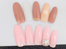 ピンクベージュネイル