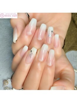 モアネイル(more nail)/美爪ホワイトグラデーション