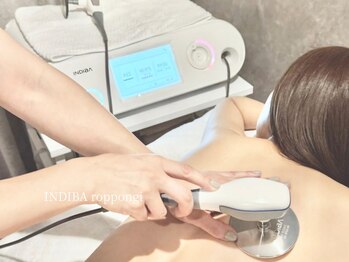 インディバ 六本木/インディバ六本木/首肩こり 巻肩