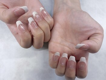 イチソエ ネイルサロン(Ichisoe NAIL SALON)の写真/≪名東区/一社駅より徒歩４分の好立地♪≫シンプルネイルも大人可愛いをを叶える◎ニュアンスもおすすめ
