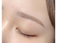 ドルフィン サロン(DOLPHIN salon)/平行眉