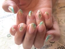 トータルサロン 白べぇーっ プラス/スタッフネイル★