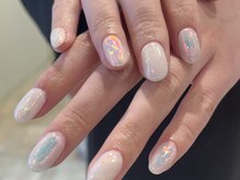 シー(She)/うるうるネイル