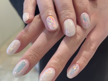 シー(She)/うるうるネイル