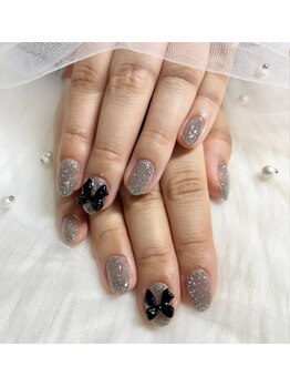 リマ(Lima)/キラキラフラッシュネイル