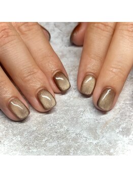 サン(sun)/magnet nail