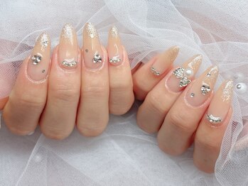 エポック(Epokku)の写真/\当店大人気★トレンドネイル/超お得!エリア最安値◆ワンホンネイル(ストーン付け放題)¥6300