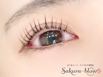 まつげパーマ・眉毛・アイブロウ専門店 Sakura-blow 北千住店【4/10 OPEN(予定)】の写真/【北千住駅徒歩4分】お仕事帰りやお買い物の合間に◎思わず鏡を見たくなる理想の目元を叶える♪
