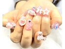 キラキラピンクパーツネイル