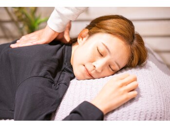 エヌ(N)の写真/当店人気No.1!★スマホ首や巻き肩の改善!小顔効果も◎【小顔矯正+整体】