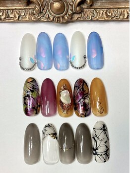 ヒトミネイルズ(Hitomi Nails)の写真/【JNA1級保持者☆】どんなアートもプロにお任せ！技術力、デザイン力に自信あり！オーダーメイドの指先に。