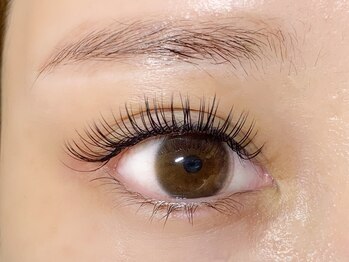 ニューラインアイプラス(New Line eye+)の写真/【平日18時まで限定★フラットラッシュ120本、140本/ボリュームラッシュ300本】お得な平日クーポン有り♪