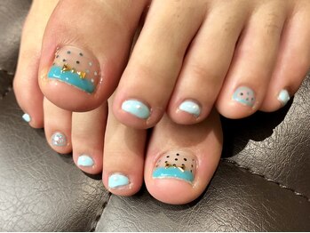 プラハネイル(+HER 美甲)/ドットリボン