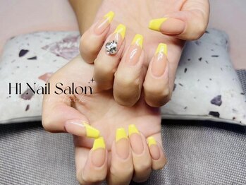 エイチワン(H1)/クリアベースのフレンチネイル