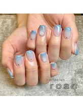 ロアンネイル(roan nail)/