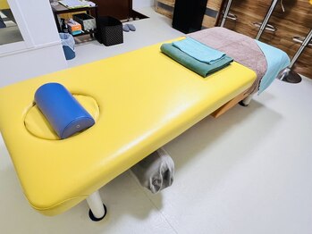 井土ヶ谷整体 浸透/幸せの黄色いベット20