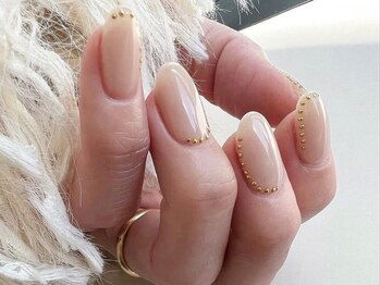 アイネイルズ 梅田店(I nails)/スタッズ華奢デザイン¥9700